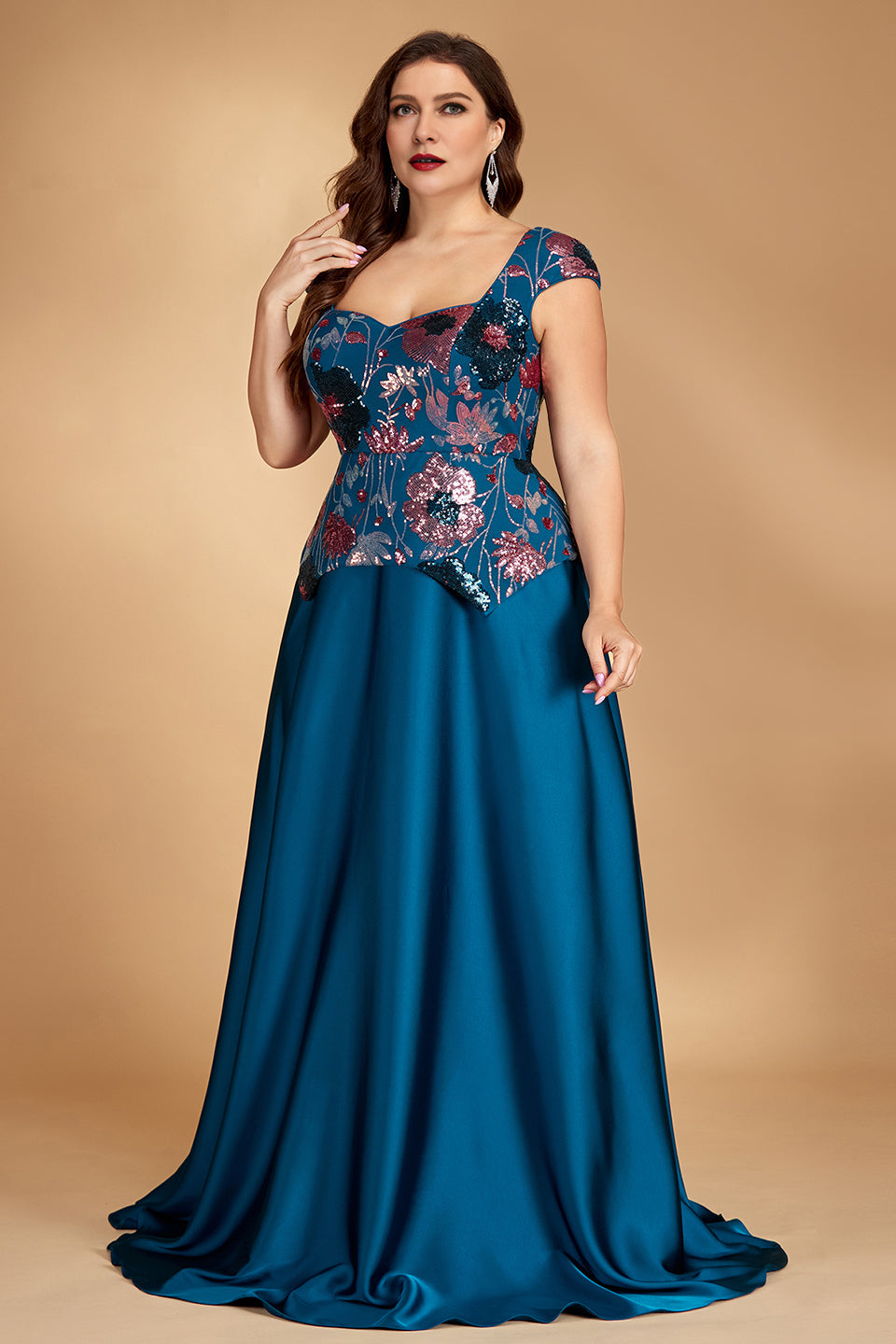 Curveins Plus Size Elegant V-Neck Sequin Detail Short Sleeve Long Dress