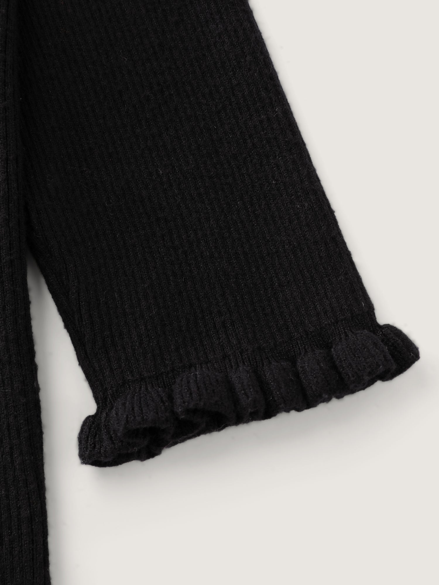 Supersoft Ruffled Neck Fitted Solid Pullover
