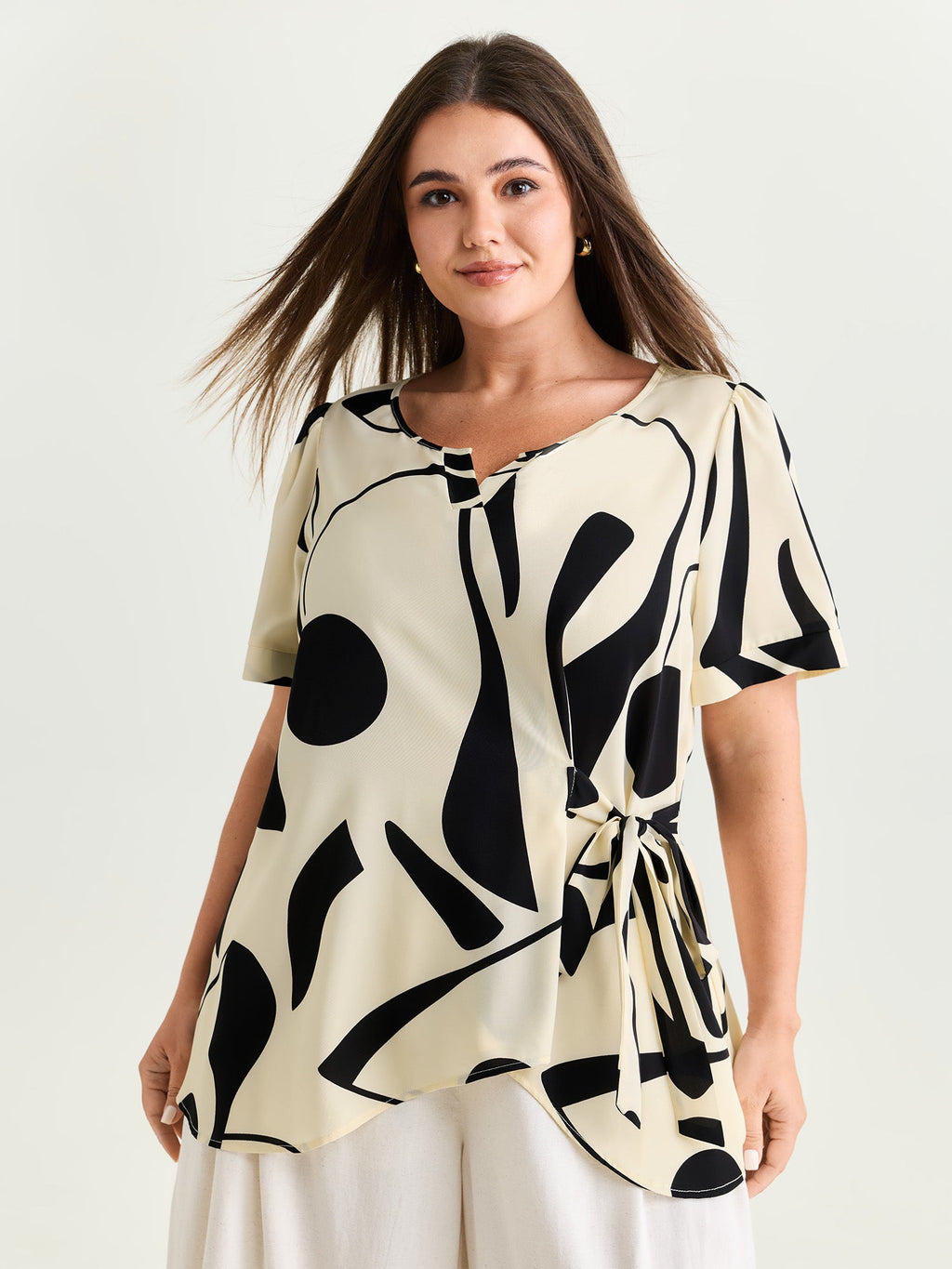 Abstract Print Knotted Blouse