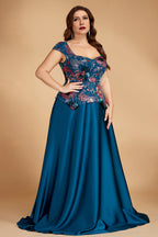 Curveins Plus Size Elegant V-Neck Sequin Detail Short Sleeve Long Dress