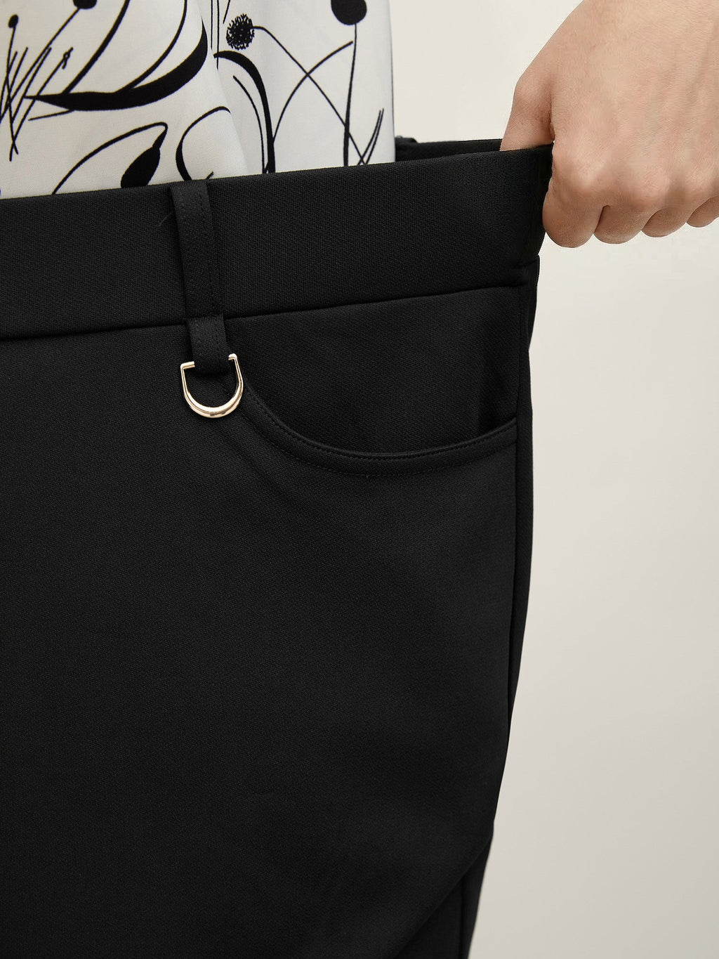 Pull-On Solid Bootcut Pants