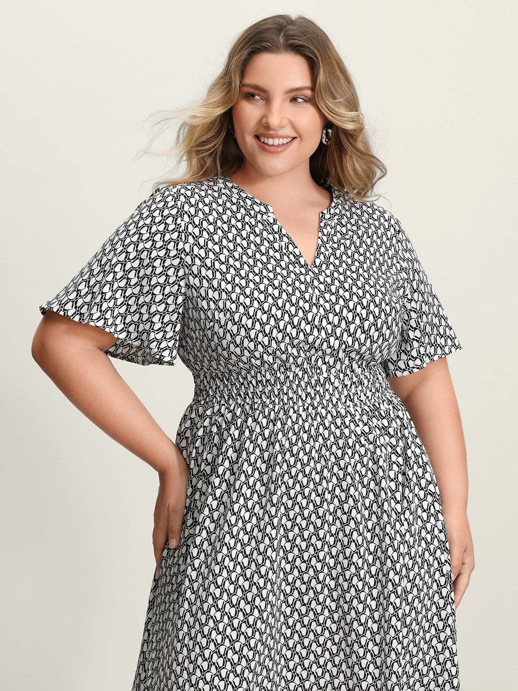 Geometric Print Waist-Cinched Tiered Midi Dress