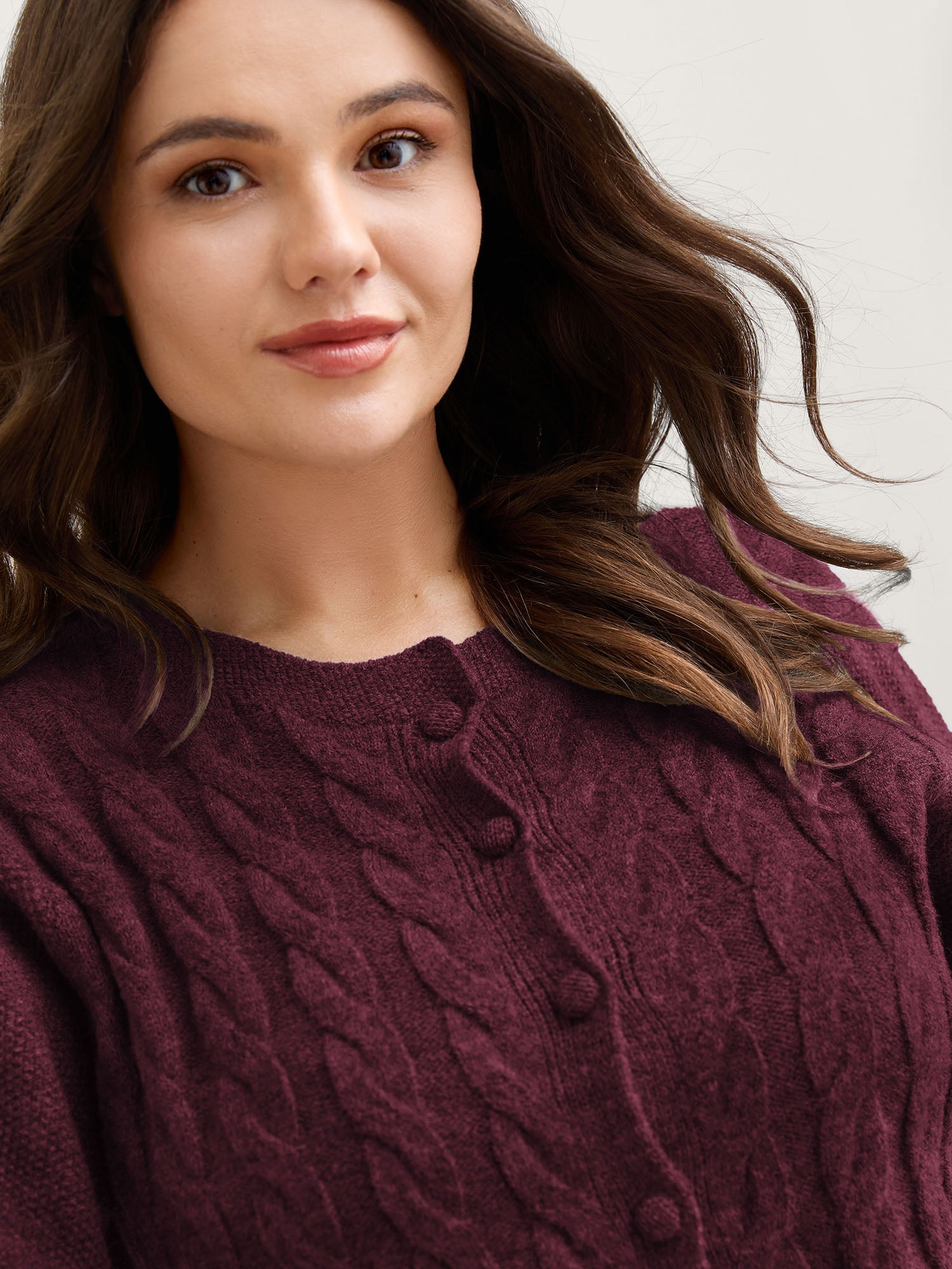 Cable Knit Round Neck Button Knit Cardigan